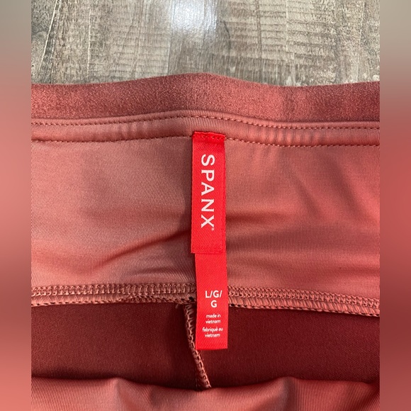 Spanx Faux Suede Leggings - rose (dark pink) - Picture 6 of 8